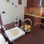 Artistika Golden شقة كابيتانا