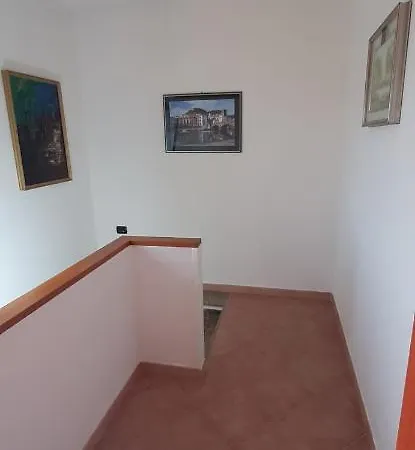 Apartman Artistika Golden *