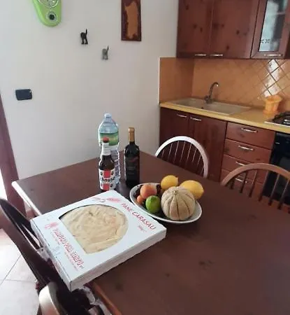 Artistika Golden Apartment Capitana