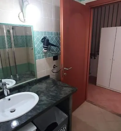 Artistika Golden Capitana